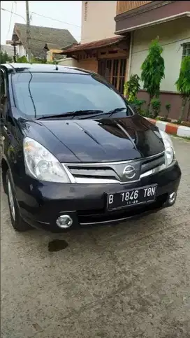 Nissan Grand livina 2011 Bensin