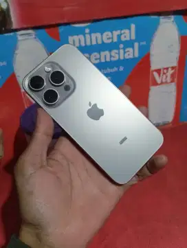 iphone 15 Pro 256gb ibox