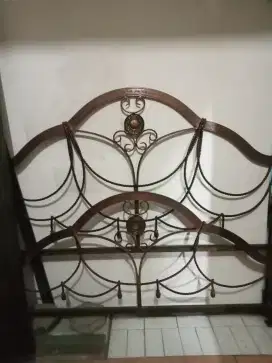 RANJANG KASUR BESI UKURAN KASUR SPRINGBED NO 2