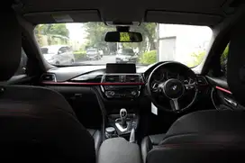BMW 320i 2016 Bensin