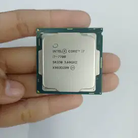 Prosesor i7 7700 kabylake gen7 lga 1151 processor murah mulus like new