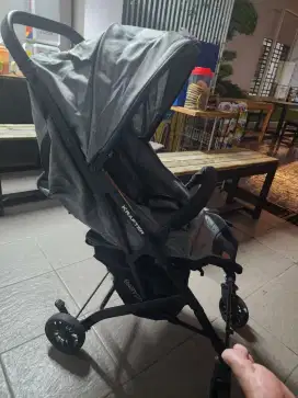 Stroller baby merk KRRAFTER.Masih jos