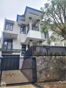 Jual Rumah Setiabudi Regency Siap Huni Baru Renovasi