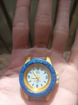 Jam tangan Q&Q second