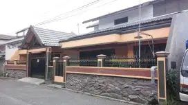 RUMAH PLOSO TIMUR 1,5 LANTAI STRATEGIS, ROW 2,5 MOBIL