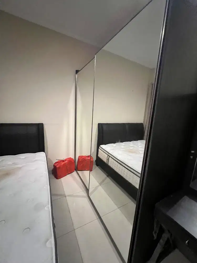 Lemari 2 pintu sliding cermin