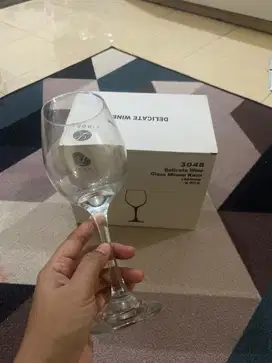 Gelas kaca wine