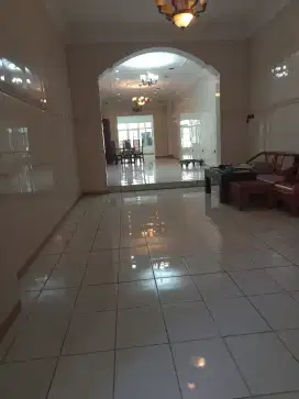 Jasa bersih rumah Surabaya ,gresik
