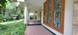DIJUAL CEPAT RUMAH TEBET LOKASI KOMERSIAL DEPAN TEBET ECO PARK JAKSEL