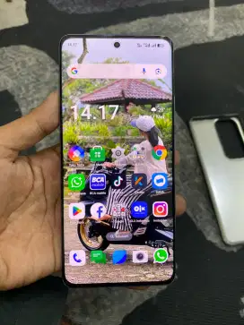 Oppo Reno 10 5g 8/256 GB unit charger