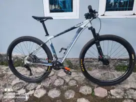 Sepeda gunung patrol 093