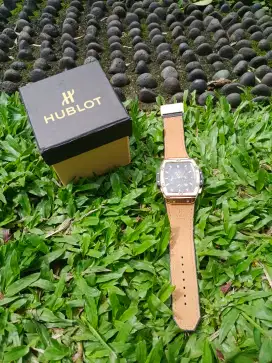 Jual jam tangan merk hublot