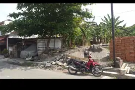 Di jual tanah di solo baru lebar muka 11 meter