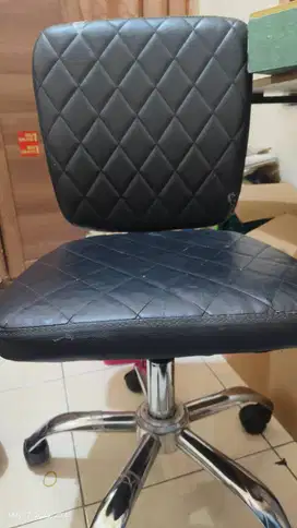 Kursi Kerja, umur 4 th pemakaian