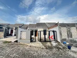 RUMAH MINIMALIS GIRI BANYUWANGI