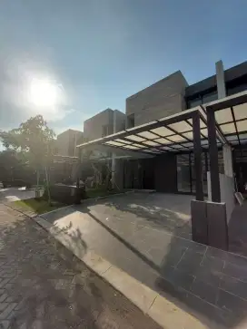 DIJUAL CEPAT RUMAH PELICAN HILL CITRALAND UTARA ! SIAP HUNI!