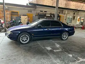 Mitsubishi Galant 2000 Bensin