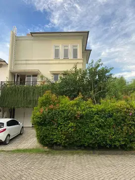 Disewa rumah casajardin/Casa Jardin dkt daan mogot/green mansion/piK