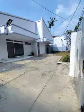Rumah Strategis Siap Huni Di Pulomas Jakarta Timur R2141