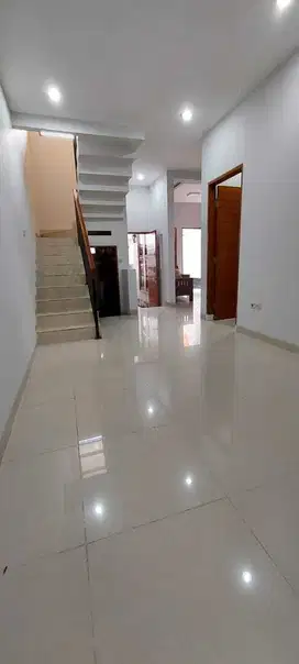 Dijual Rumah Siap Huni Di Tebet, Jln 1mbl