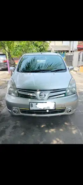 Livina 1.5 Matic  2011 PJK pnjg nama sendiri full ors komplit