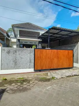 For sale rumah baru gress 1are taman giri jimbaran bawah jl5mtr