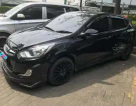 Hyundai Grand Avega Hatchback MT 2012