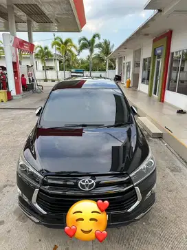 INNOVA Venturer Matic 2018 Like new. Mulus.Cash