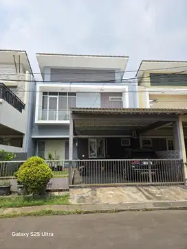 Rumah 2 Lantai 3 kamar tidur 1 ruang kerja