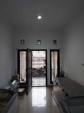 Rumah Bagus Nyaman Siap Huni di Taman Kopo Indah 3