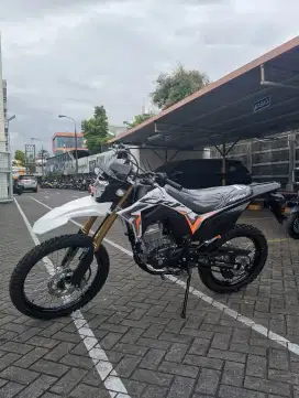 HONDA CRF 150 L WHITE 2024