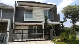 Dijual Rumah Minimalis Modern Siap Huni Citraland East Emerald
