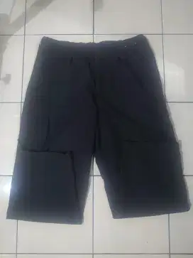 Celana cargo big size Uniqlo oversize