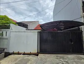 Dijual Rumah 1 lt 7 x 22 m2 di Grogol lt 154 m2 lb 150 m2 row jalan 2