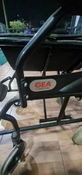 Kursi Roda Traveling Gea