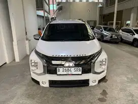 Mitsubishi Xpander Cross Premium AT 2019 Putih PREMIUM B2684SRA