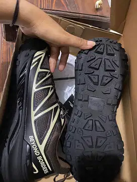 Jual sepatu size 43