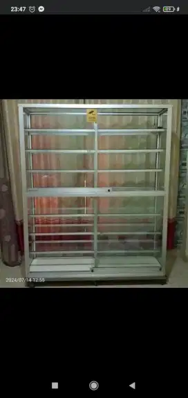 Etalase toko UK 1 5 x 2 meter