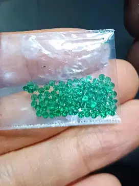 Peridot Burma (100pcs)