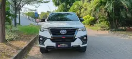 TOYOTA FORTUNER 2019 KICK SENSOR ANTIK ISTIMEWA DIJAMIN JARANG ADA