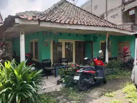 Jual rumah lama mainroad babakan sari kiaracondong