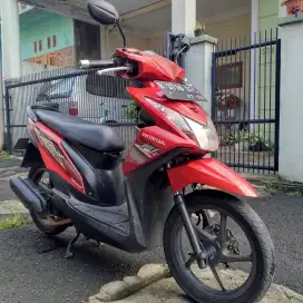 DIJUAL CASH HONDA BEAT CW FI CBS THN 2014 PAJAK IDUP SIAP PAKAI