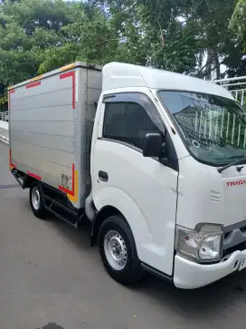 Isuzu traga box 2020 ac dingin + power stering tngan 1 pribadi terawat
