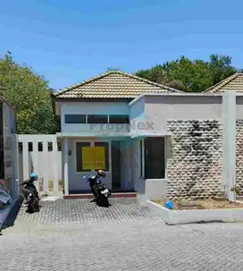 Rumah Baru Gress Selatan Surabaya