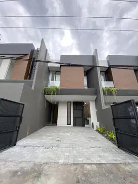 Dijual Rumah Kutisari Indah Baru Gress Modern Minimalis! Bisa KPR!