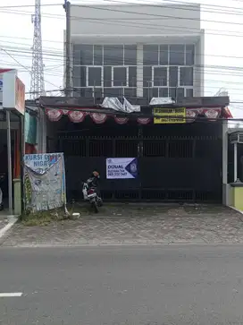 Ruko Apik Kemlagi Mojokerto