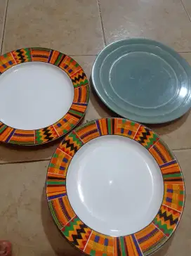 Piring kramik hsi,patite Maison,222 fifth,Holland bakery