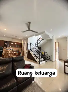 Rumah bagus 2lt semifurnished SHM siap huni Bintaro Sek 9 (CL 220)