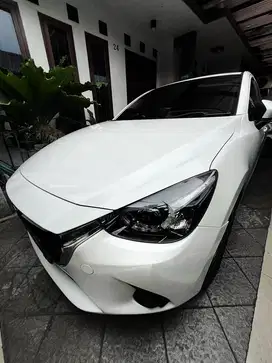 Mazda 2 2015 Bensin