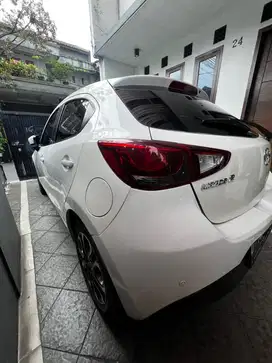 Mazda 2 2015 Bensin